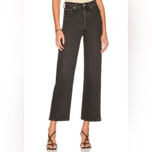 Levi’s Ribcage Straight Jean in Black size 27x28